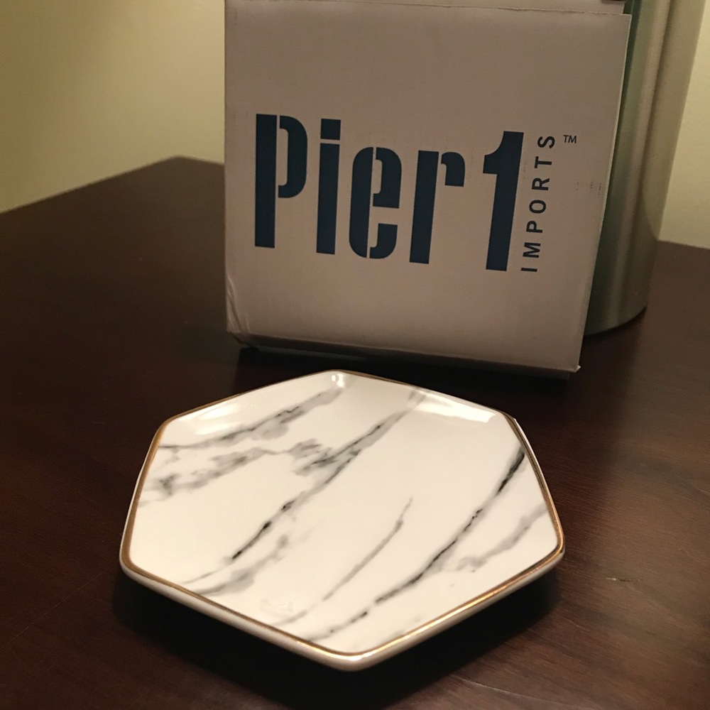 Pier 1 jewelry dish